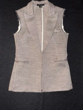 Theory Black and White Houndstooth Sleeveless Blazer Vest